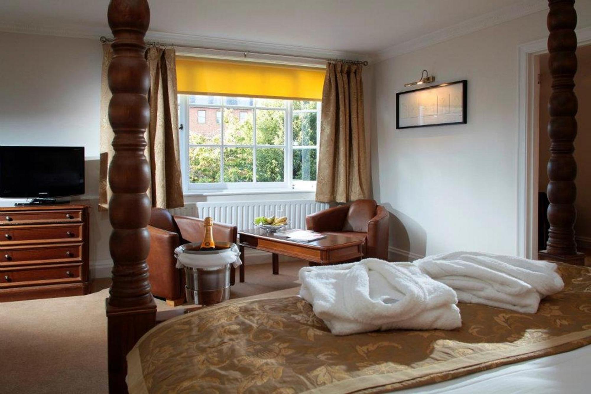 The Chequers Hotel Newbury  Eksteriør billede