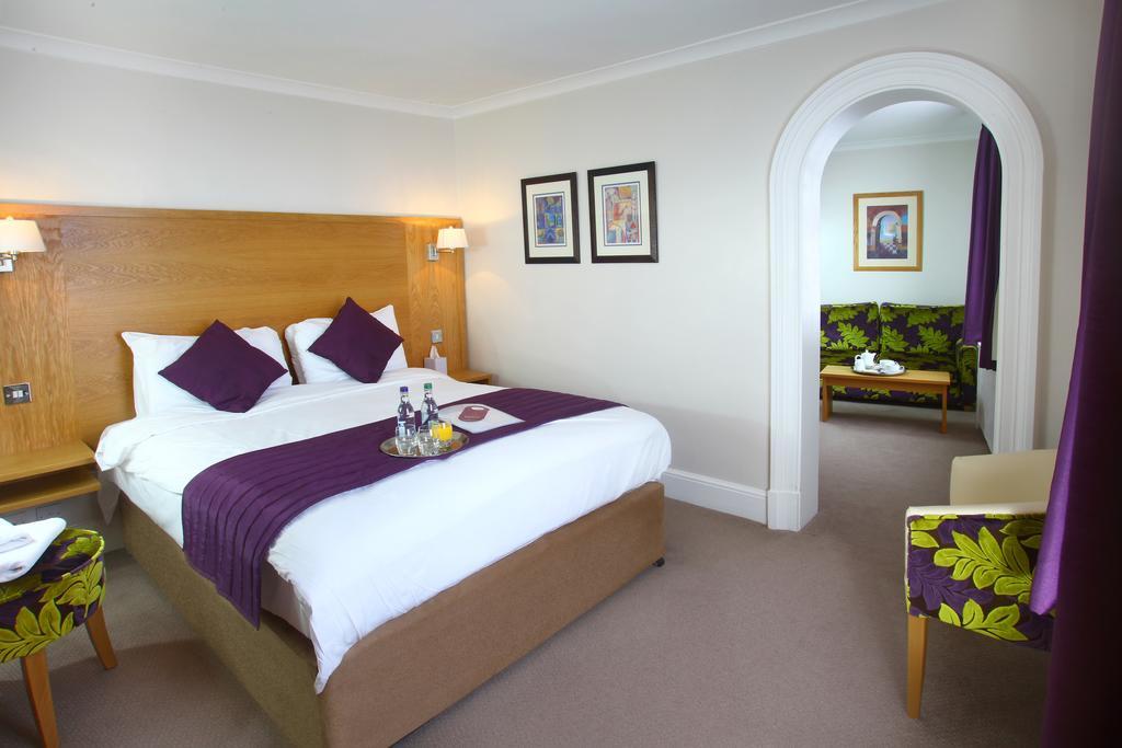The Chequers Hotel Newbury  Eksteriør billede