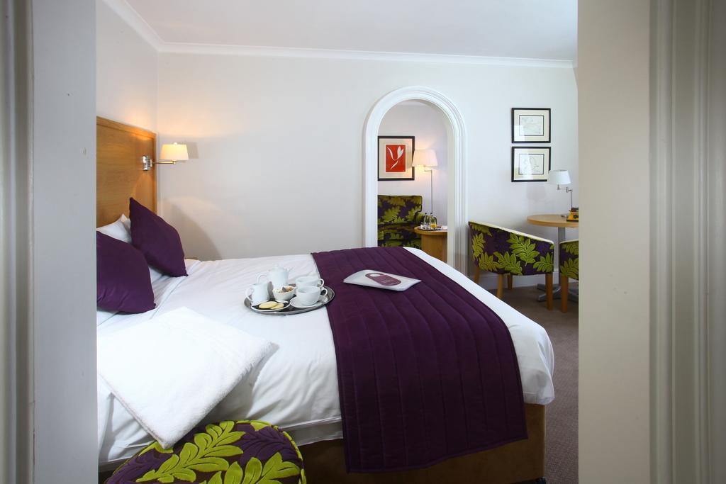 The Chequers Hotel Newbury  Eksteriør billede