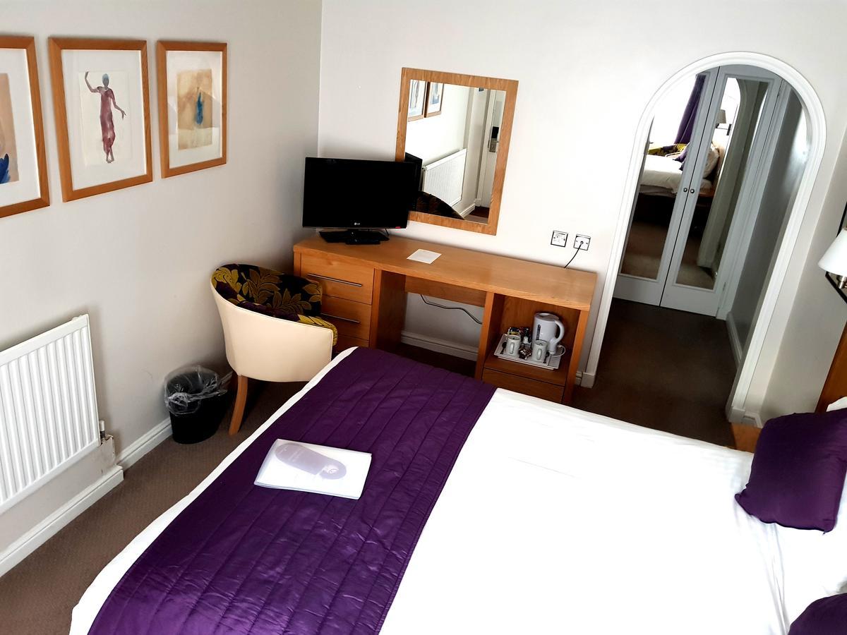 The Chequers Hotel Newbury  Eksteriør billede
