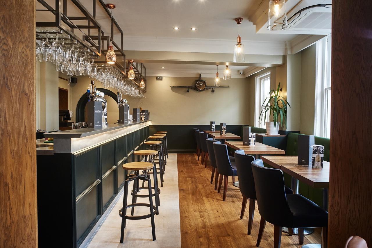 The Chequers Hotel Newbury  Eksteriør billede